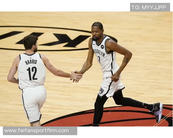 独行侠将继续考虑交易浓眉的可能性弗拉格成为球队长期标志性人物