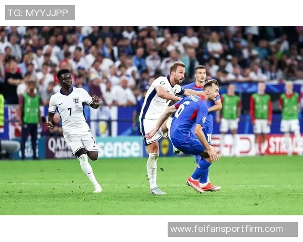 贝林厄姆领悟英格兰队团结精神不再孤军奋战