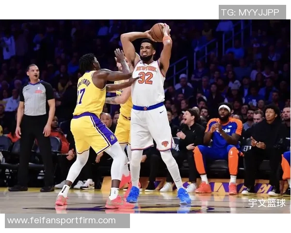 尼克斯第三节发力40-28逆转布伦森独得12分助力球队反超