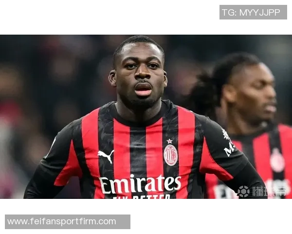 加拉塔萨雷高层将与米兰洽谈福法纳转会事宜米兰要价至少四千万欧元